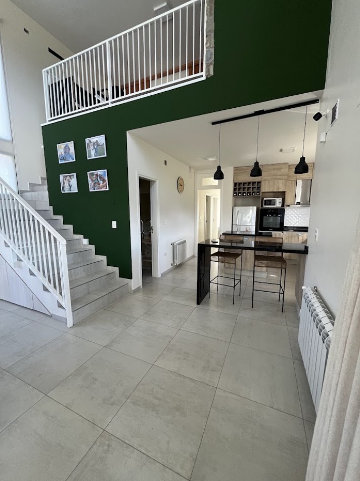 Casa moderna con salida a cancha de golf