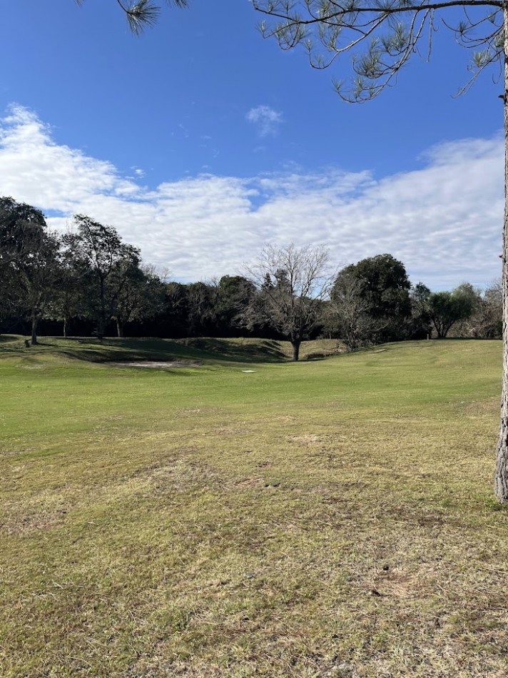 Casa moderna con salida a cancha de golf