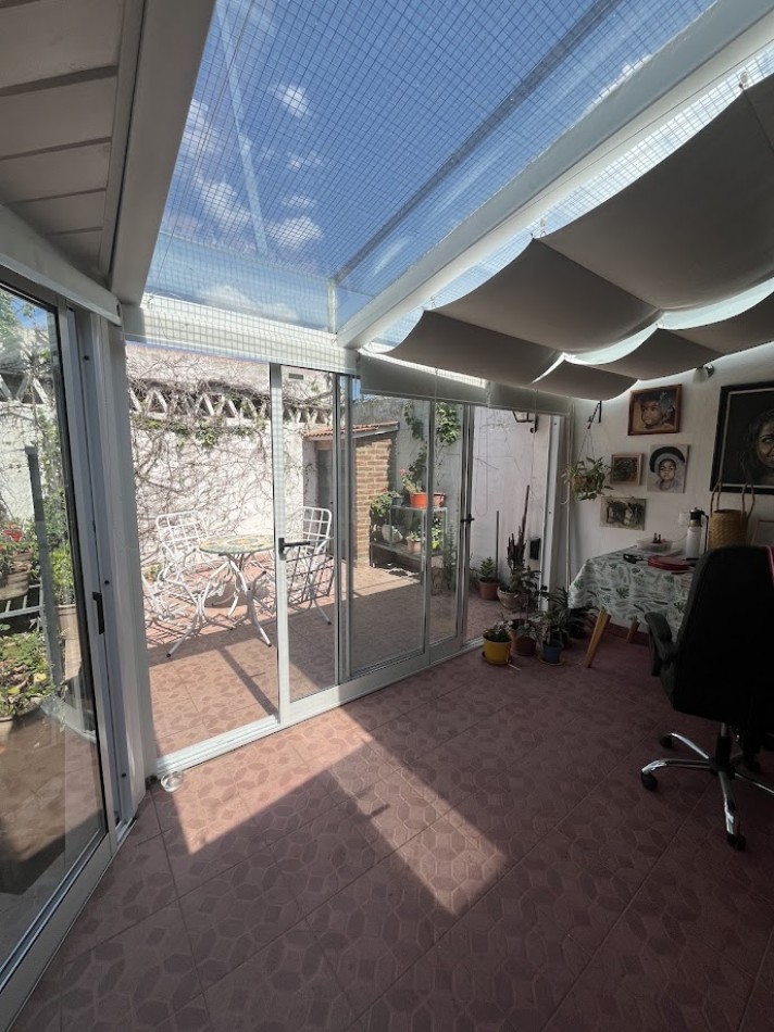 Alta Gracia. Encantadora casa en Barrio Carlos Pellegrini, sobre boulevard de categoria