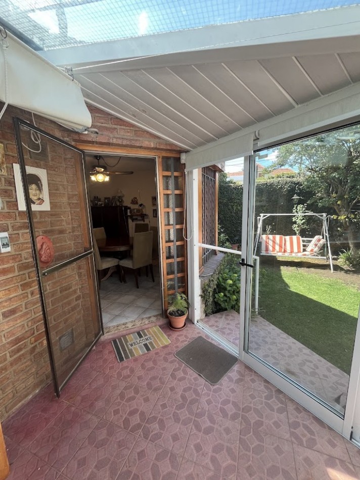 Alta Gracia. Encantadora casa en Barrio Carlos Pellegrini, sobre boulevard de categoria