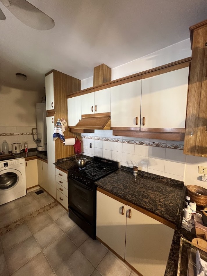 Alta Gracia. Encantadora casa en Barrio Carlos Pellegrini, sobre boulevard de categoria