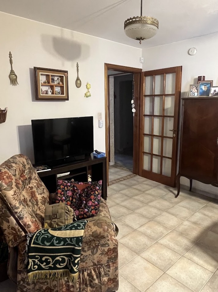 Alta Gracia. Encantadora casa en Barrio Carlos Pellegrini, sobre boulevard de categoria