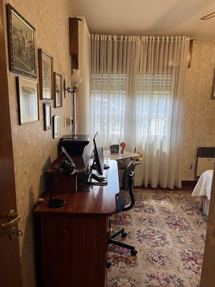 Alta Gracia. Encantadora casa en Barrio Carlos Pellegrini, sobre boulevard de categoria