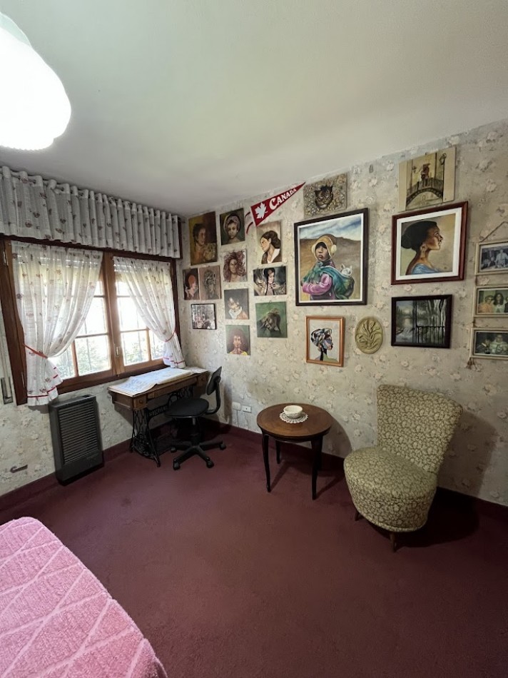 Alta Gracia. Encantadora casa en Barrio Carlos Pellegrini, sobre boulevard de categoria