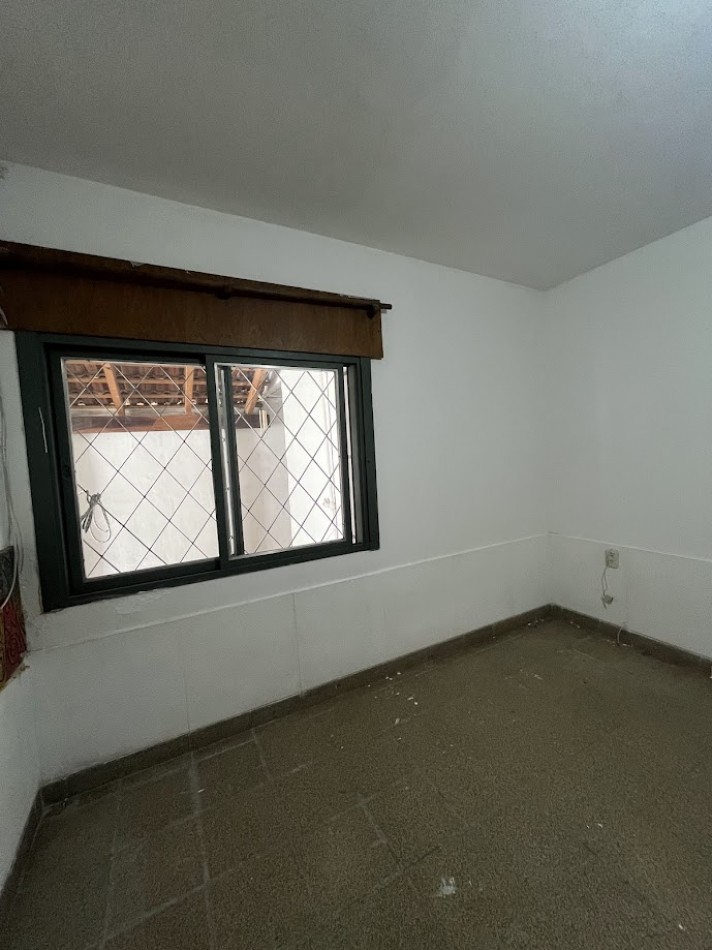 Casa Familiar con Quincho, Pileta y Amplios Espacios