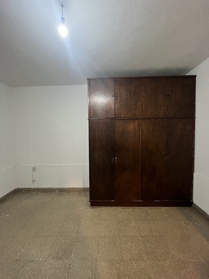 Casa Familiar con Quincho, Pileta y Amplios Espacios