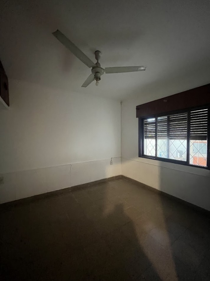 Casa Familiar con Quincho, Pileta y Amplios Espacios