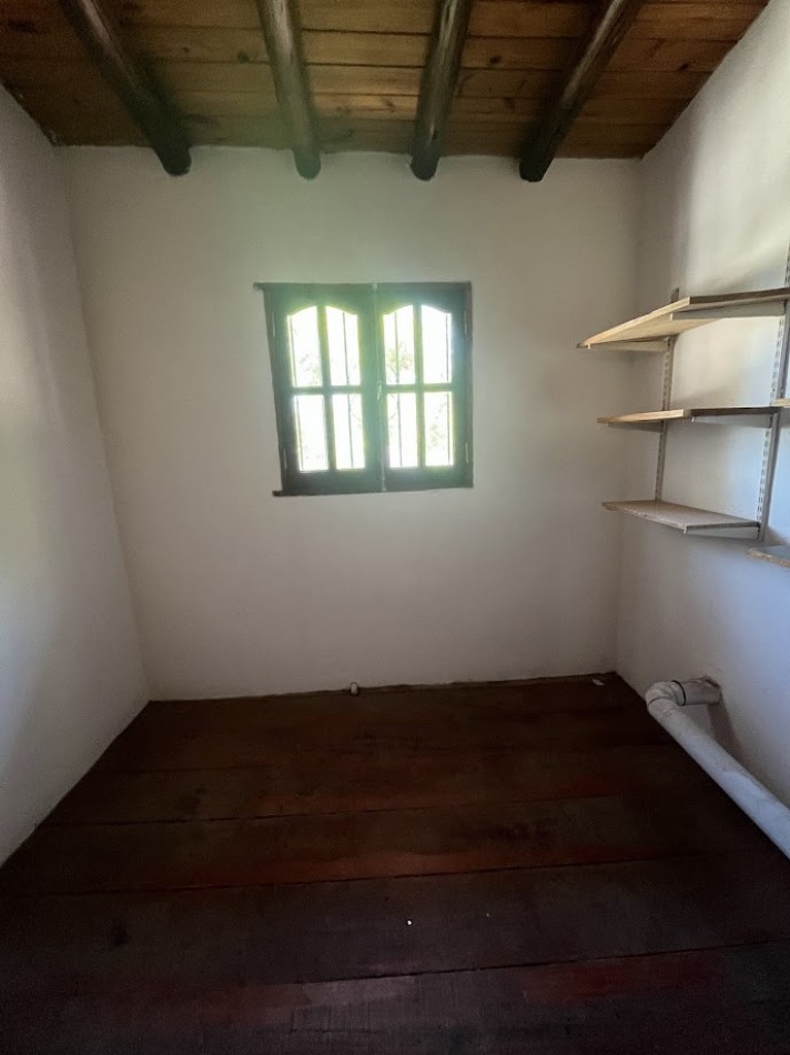 Casa Familiar con Quincho, Pileta y Amplios Espacios