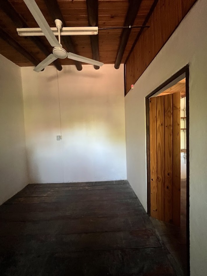 Casa Familiar con Quincho, Pileta y Amplios Espacios