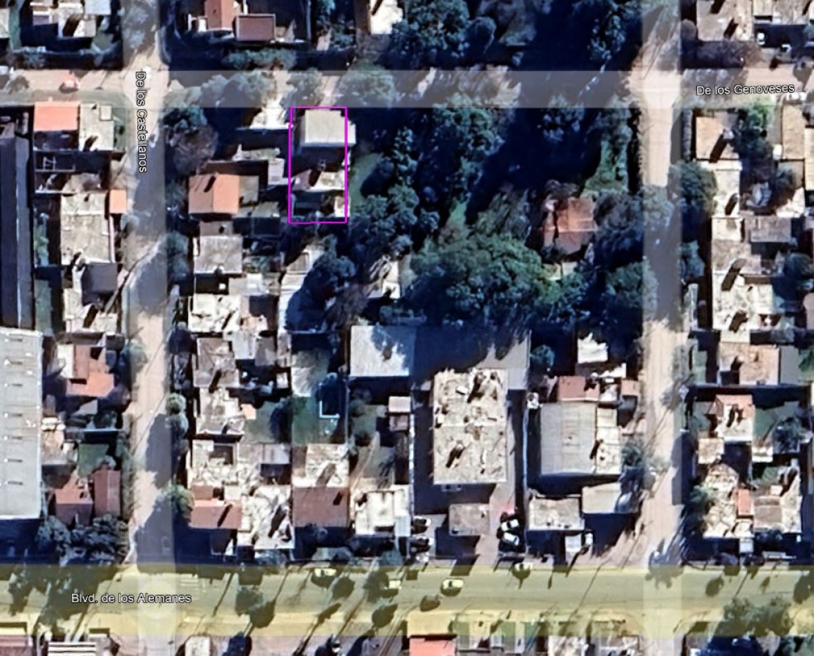 Casa Familiar con Quincho, Pileta y Amplios Espacios