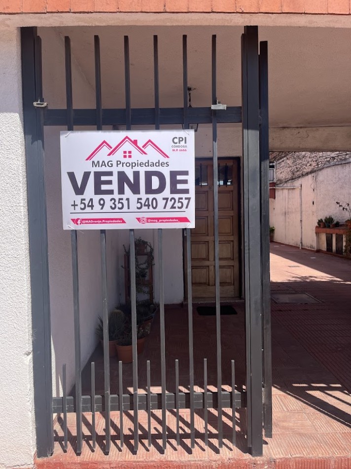 Casa en venta en complejo cerrado · Sin expensas · Zona Av. Santa Ana / Bv. San Juan