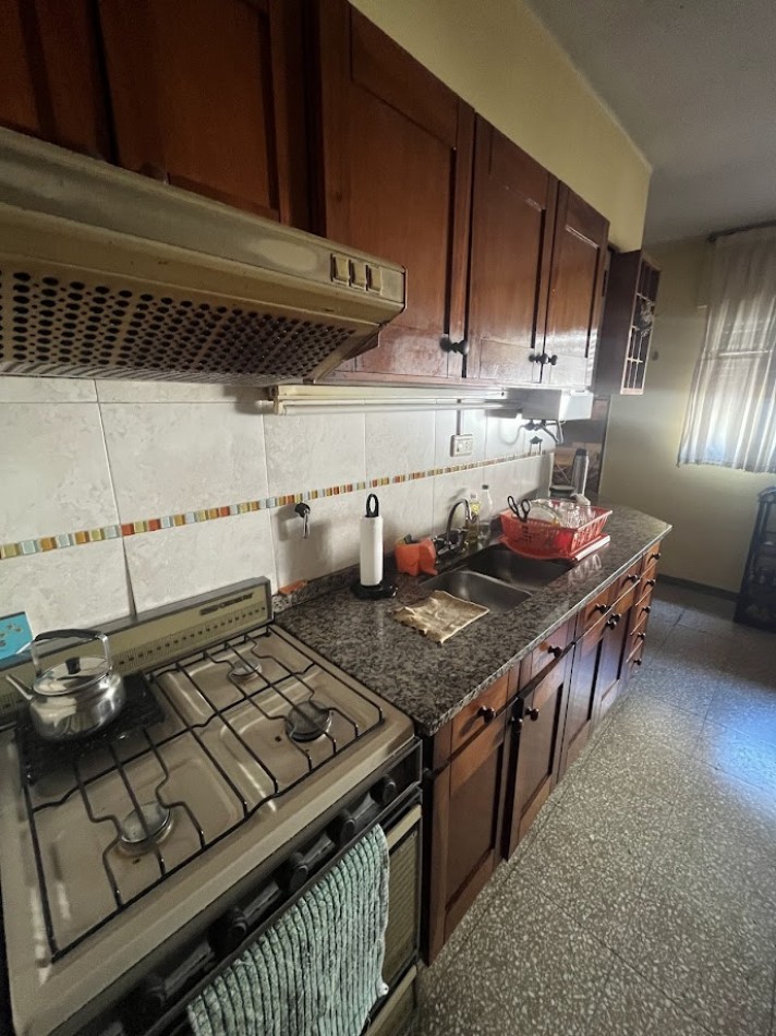 Casa en venta en complejo cerrado · Sin expensas · Zona Av. Santa Ana / Bv. San Juan