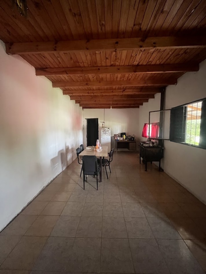 Casa a terminar en Villa San Isidro - Gran terreno