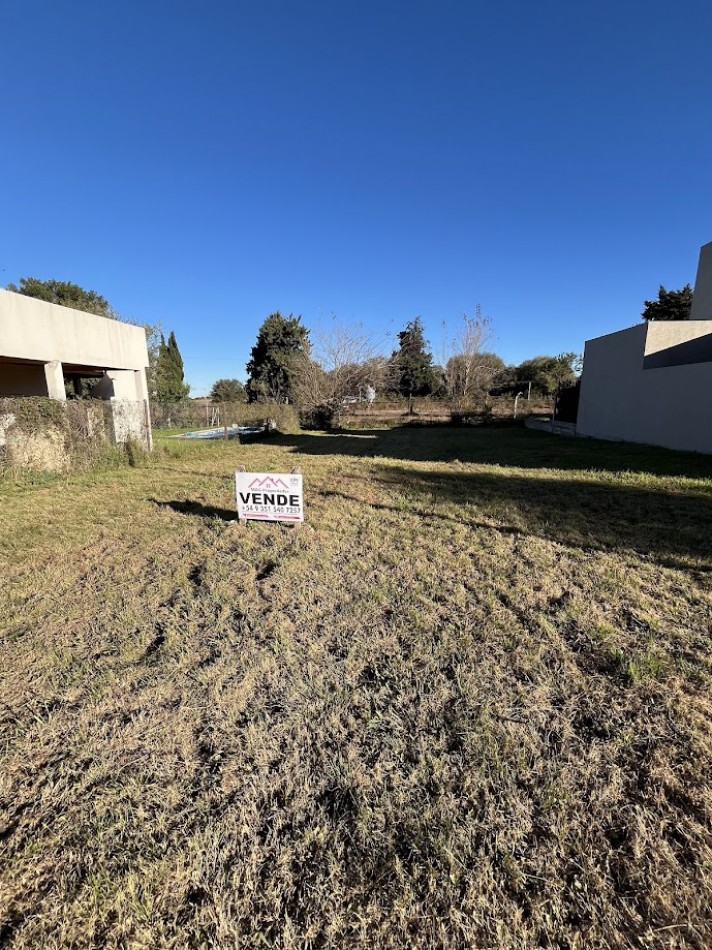 Lote en Villa Catalina