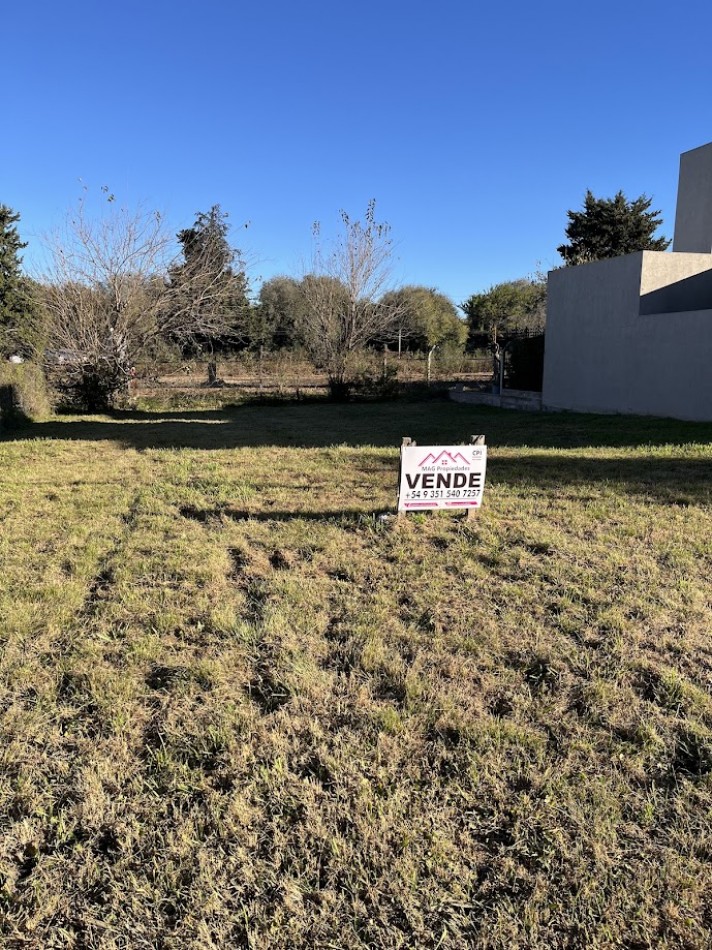 Lote en Villa Catalina