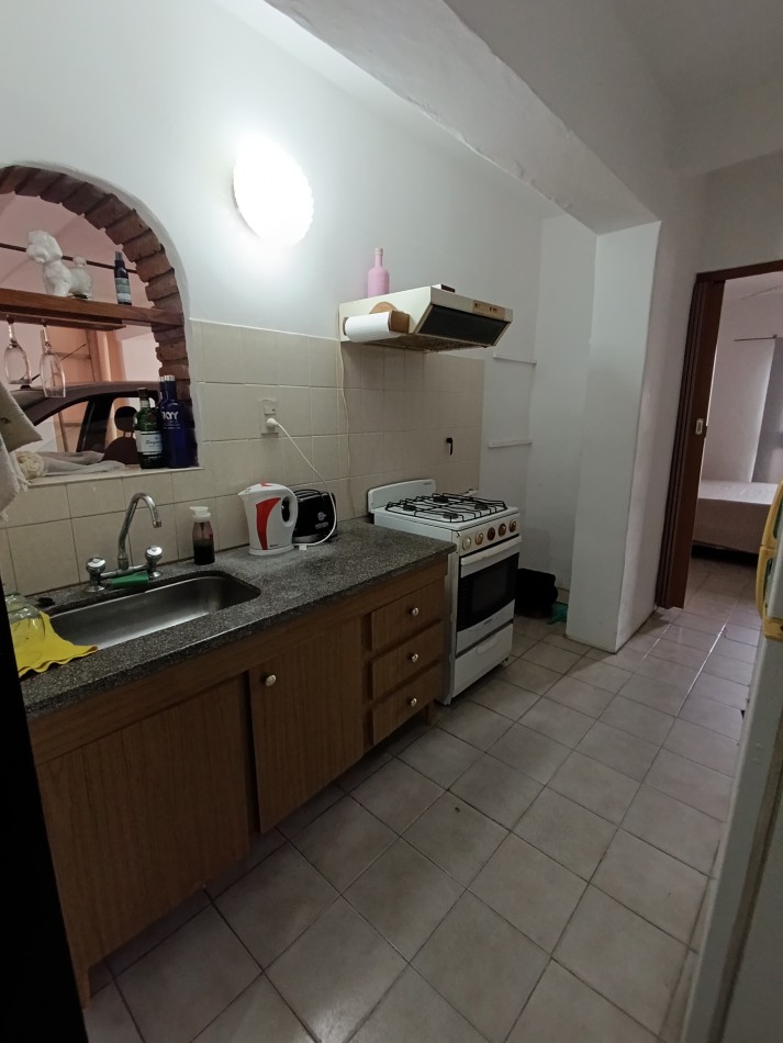 Vendo sobre Av tronador super casa+dpt!