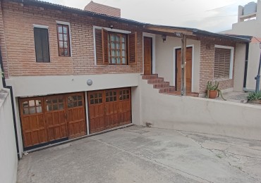 Vendo sobre Av tronador super casa+dpt!